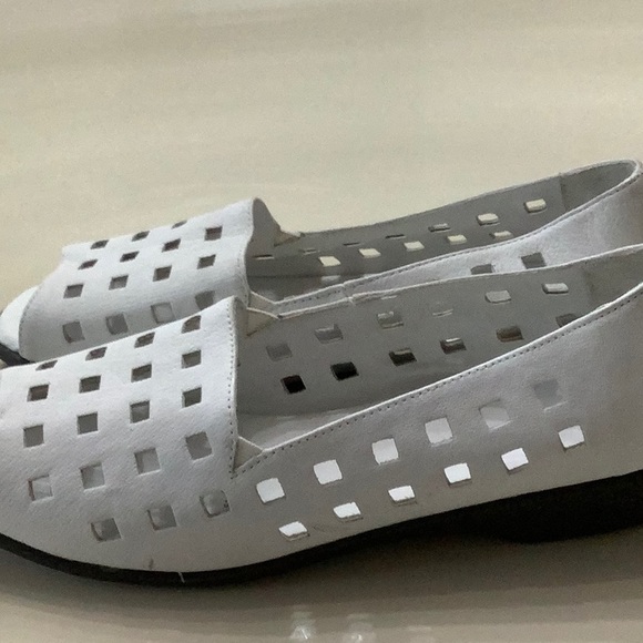 Valley Lane White shoes Women Size 10WW - Picture 7 of 7
